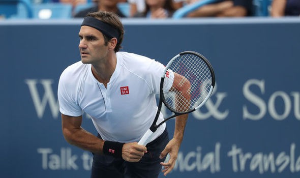 Cincinnati Masters 2018: Federer bóp nát Mayer giành quyền đi tiếp - Ảnh 1.