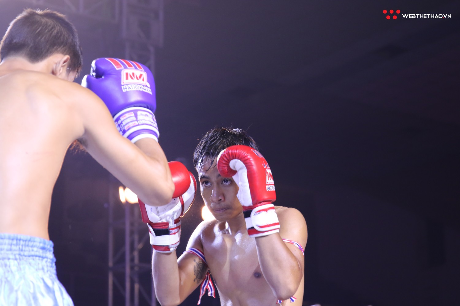 Muay Thai Fight Night 2018: Nguyễn Trần Duy Nhất thắng thuyết phục võ sĩ Thái Lan  - Ảnh 6.