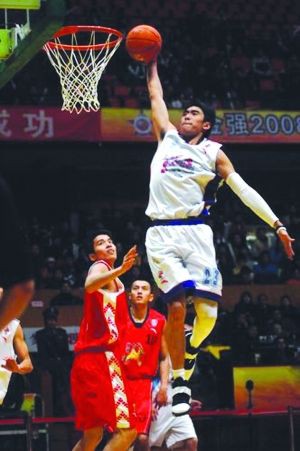 Xu Yong: Thiên tài bạc mệnh và giấc mơ dang dở của bóng rổ Trung Quốc - Ảnh 2.