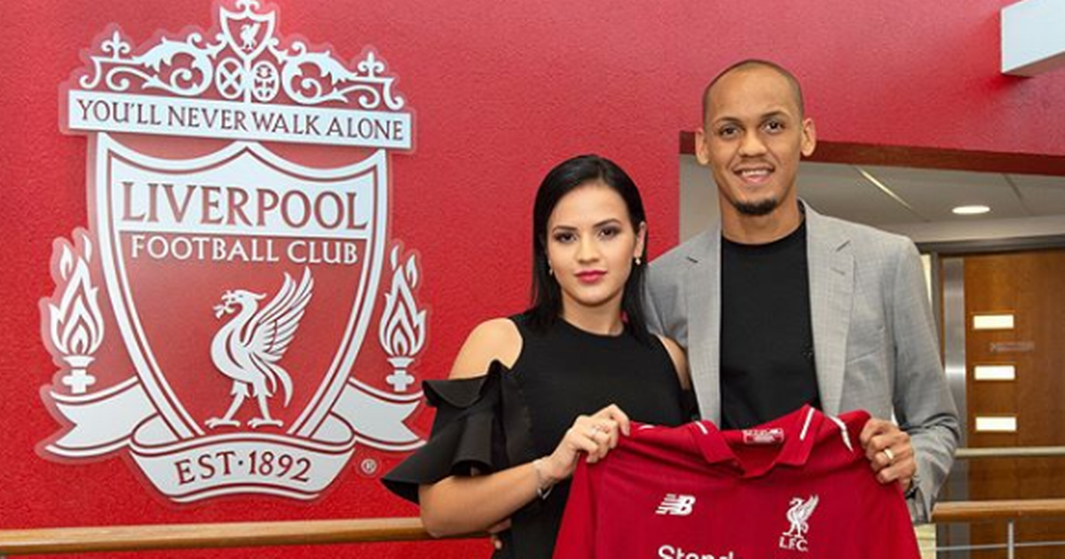 Nửa kia của Virgil van Dijk nổi bật giữa các nàng WAGs của Liverpool - Ảnh 15.