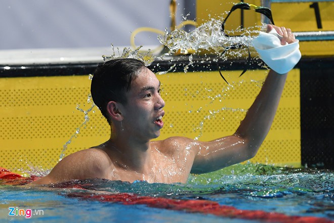 Nguyễn Huy Hoàng - cậu bé làng chài suýt hạ bệ tượng đài bơi thế giới - Ảnh 1.