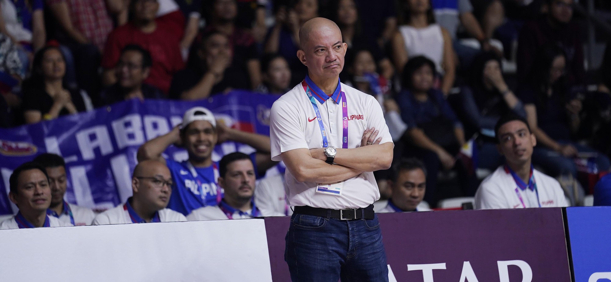 HLV tuyển bóng rổ Philippines thừa nhận bất lực trước Hàn Quốc - Ảnh 1.