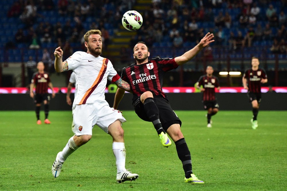 Nhận định tỷ lệ cược kèo bóng đá tài xỉu trận AC Milan vs AS Roma - Ảnh 1.