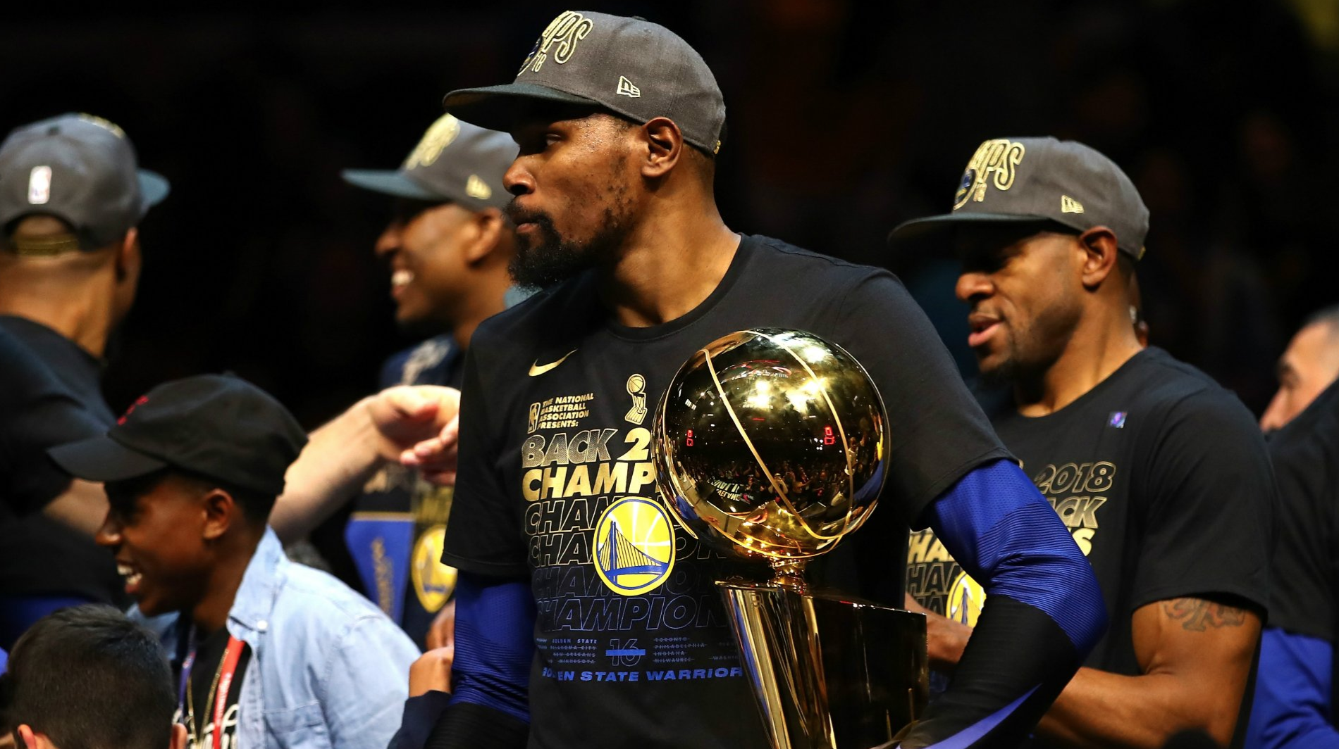 Kevin Durant có thể sẽ rời Golden State Warriors sau mùa giải tới? - Ảnh 2.