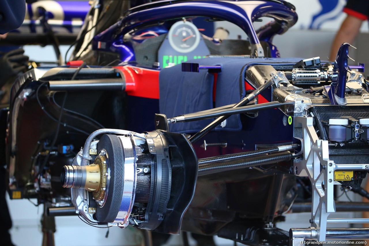 Daniel Ricciardo gây sốc làng F1 khi tuyên bố chia tay Red Bull để gia nhập Renault - Ảnh 6.