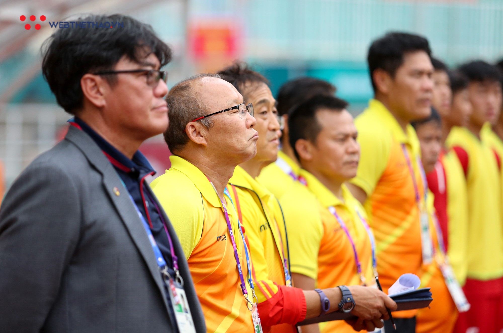 HLV Park Hang Seo bất mãn với Olympic UAE vì câu giờ chờ đá penalty - Ảnh 1.