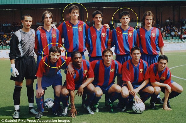Đội hình vàng Barca thế hệ 87 với cầu thủ còn hay hơn Messi giờ ra sao? - Ảnh 1.