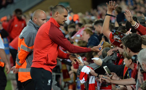 Vì sao Lovren “mất tích” trong đội hình Liverpool suốt 2 tháng qua? - Ảnh 1.