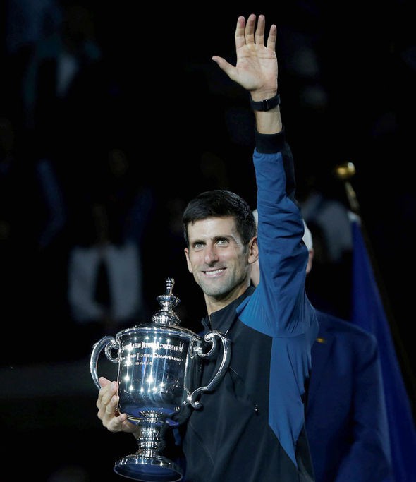 Djokovic bỏ túi tới 120 triệu USD, vượt Federer khoản kiếm tiền thưởng - Ảnh 1.