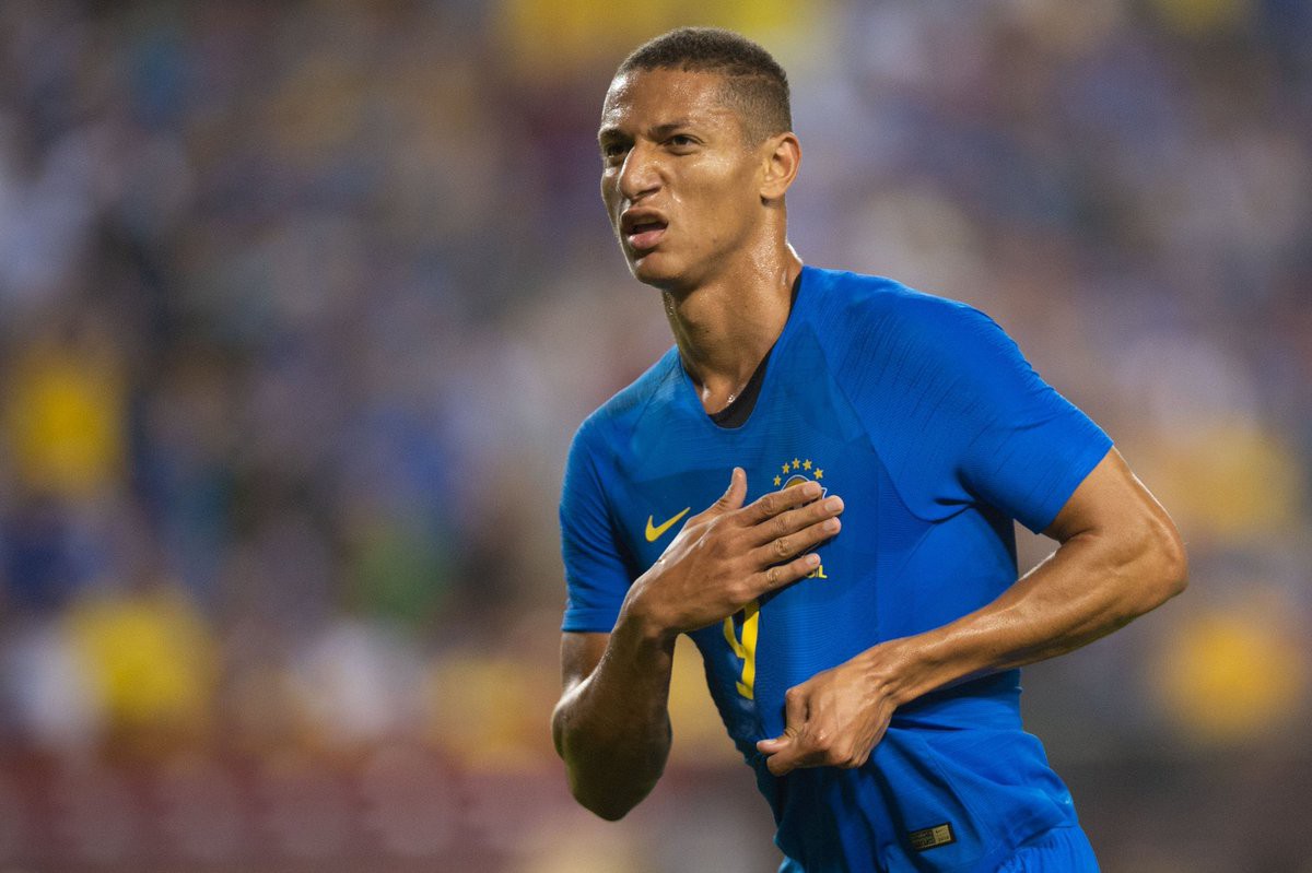 Màn ra mắt khó tin của Richarlison và 5 thống kê thú vị khi Brazil hủy diệt El Salvador - Ảnh 1.