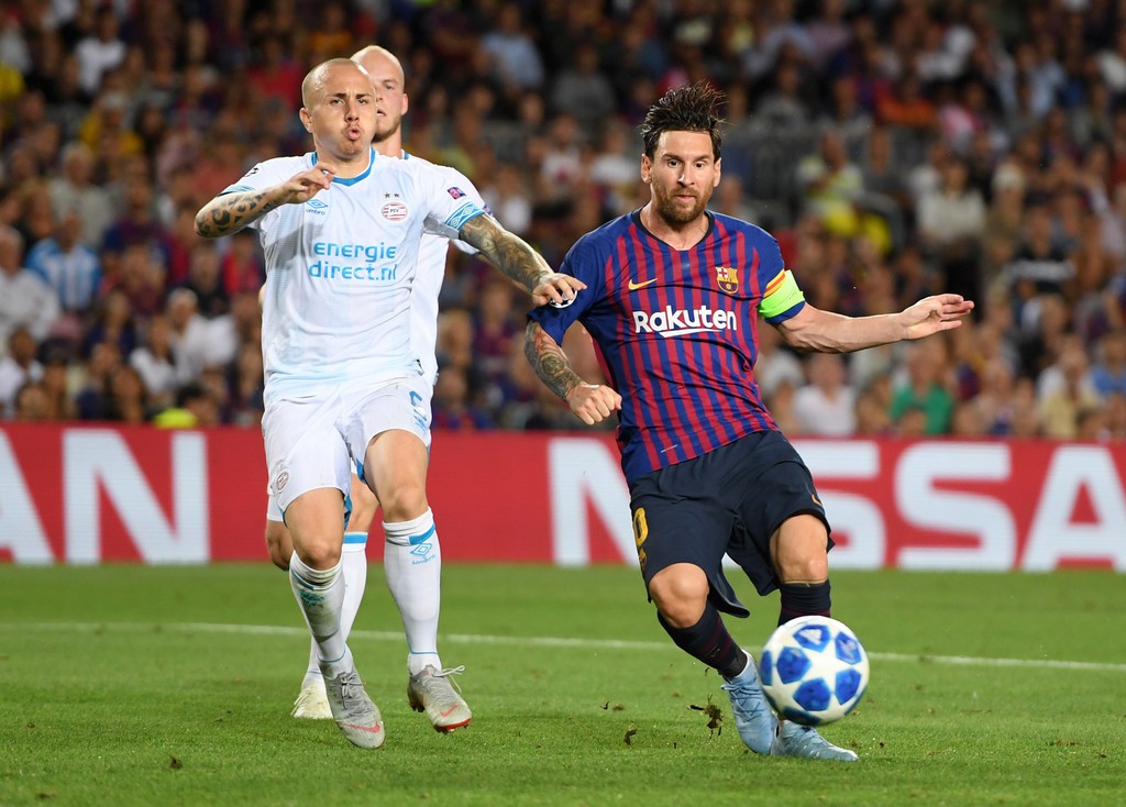 Messi vượt qua kỷ lục của Ronaldo và 5 điểm nhấn thú vị từ trận Barca - PSV - Ảnh 1.