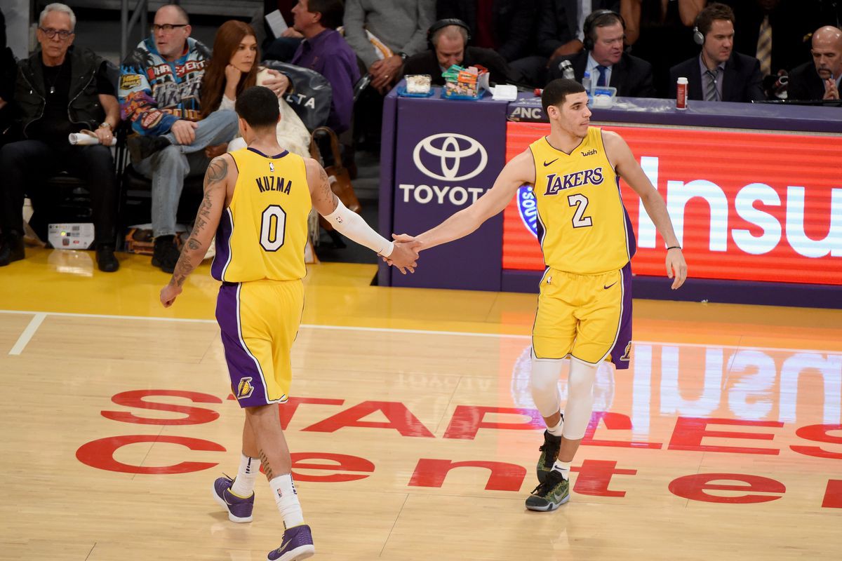 Tuân thủ 3 bước này, LeBron James sẽ giật được cúp vàng về cho LA Lakers - Ảnh 2.