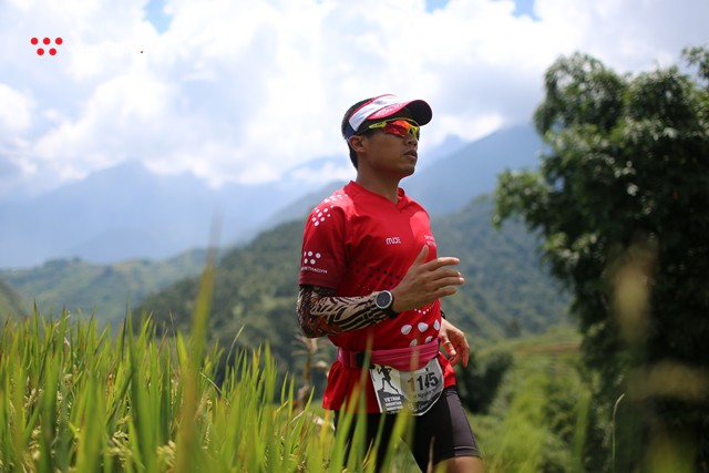 Vietnam Mountain Marathon 2018: Sải bước chân-Ngắm mùa vàng - Ảnh 13.