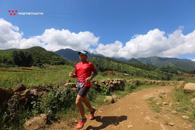 Vietnam Mountain Marathon 2018: Sải bước chân-Ngắm mùa vàng - Ảnh 3.
