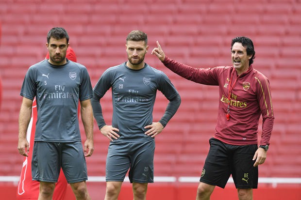 Hé lộ lý do sốc khiến Arsenal bỏ lỡ cơ hội sở hữu Van Dijk với giá bèo - Ảnh 7.