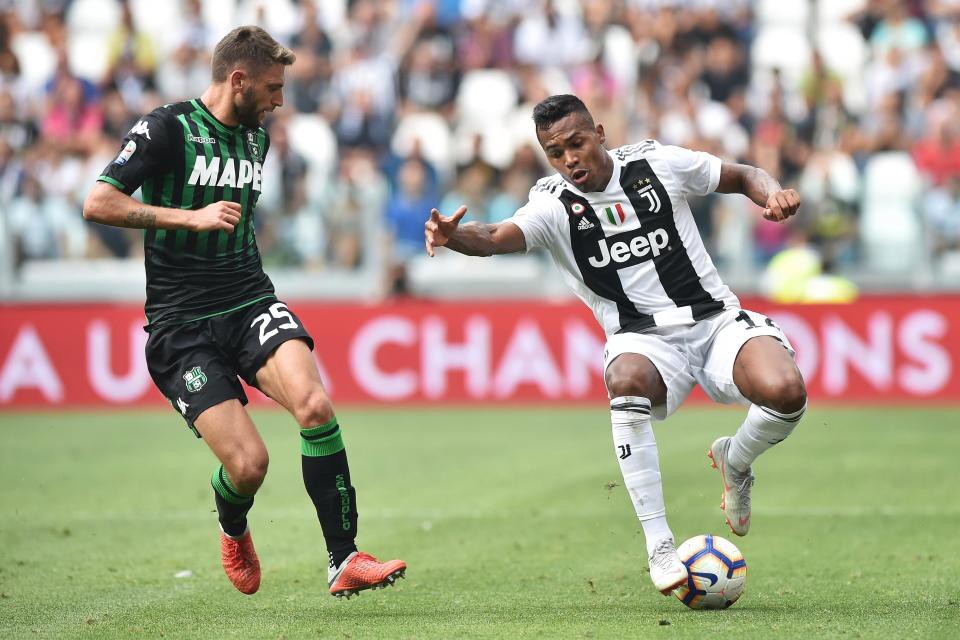 PSG gia nhập cuộc đua giành hậu vệ Juventus cùng MU - Ảnh 1.