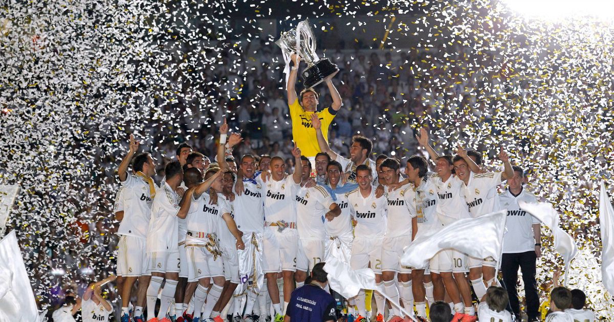 HLV Lopetegui đi đúng hành trình Mourinho và Zidane từng giúp Real vô địch La Liga - Ảnh 1.