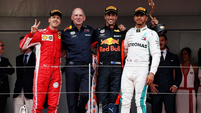 Lewis Hamilton vs. Sebastian Vettel: Khi cuộc chiến đã đến hồi kết - Ảnh 6.