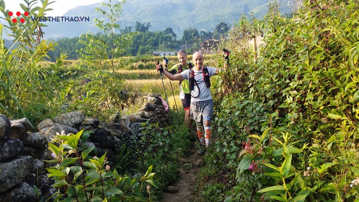 24 tiếng trải nghiệm sống sót 100km vượt núi rừng tại Vietnam Mountain Marathon 2018  - Ảnh 23.