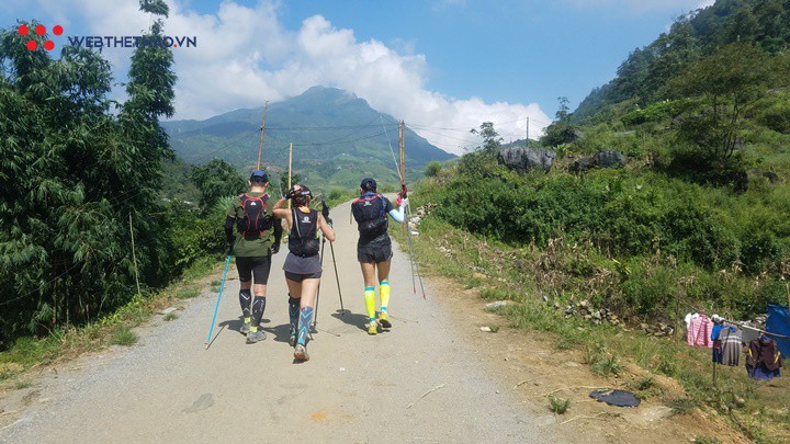 24 tiếng trải nghiệm sống sót 100km vượt núi rừng tại Vietnam Mountain Marathon 2018  - Ảnh 33.