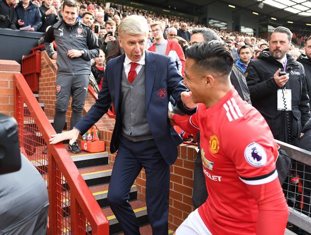 Mourinho sẽ học theo Wenger để giúp Alexis Sanchez hồi sinh? - Ảnh 1.