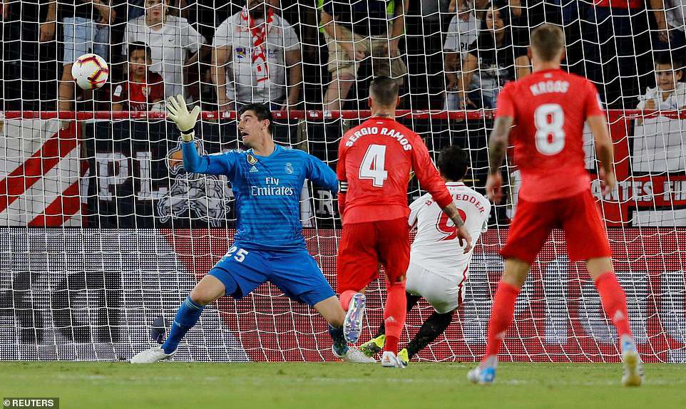 Tử huyệt Marcelo và 5 điểm nhấn gây sốc khi Real Madrid mất điểm trước Sevilla - Ảnh 5.