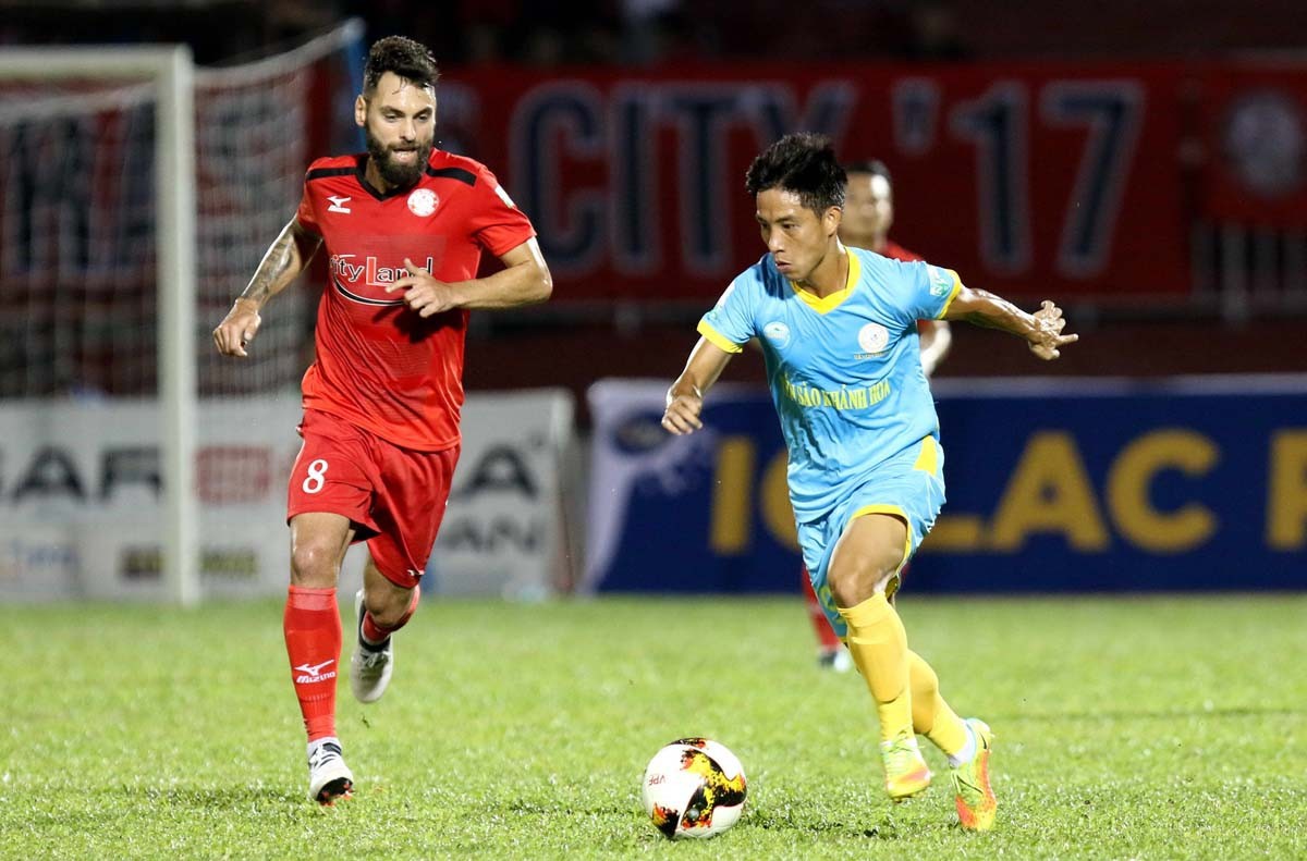 Trực tiếp V.League 2018 Vòng 24: Sanna Khánh Hòa BVN - CLB TP. Hồ Chí Minh  - Ảnh 2.
