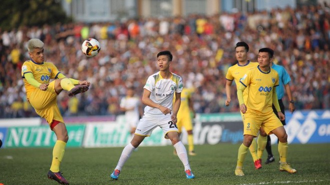 Trực tiếp V.League 2018 Vòng 24: Sông Lam Nghệ An - FLC Thanh Hóa  - Ảnh 2.