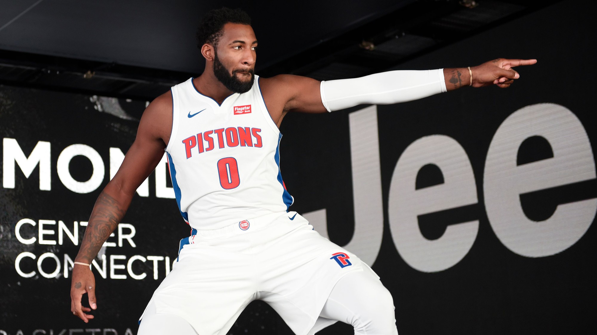 NBA 2018-19: Tháp đôi Detroit Pistons và hành trình trở lại playoffs - Ảnh 1.