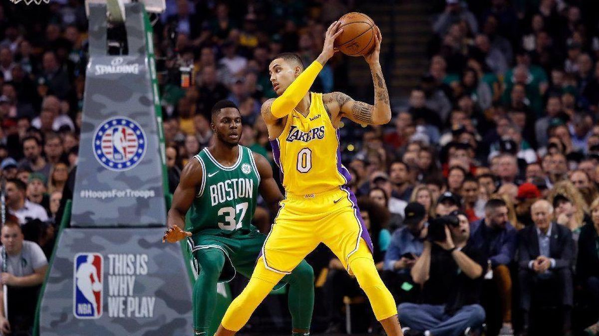 Kyle Kuzma có thể được LA Lakers đưa vào đánh trung phong - Ảnh 1.