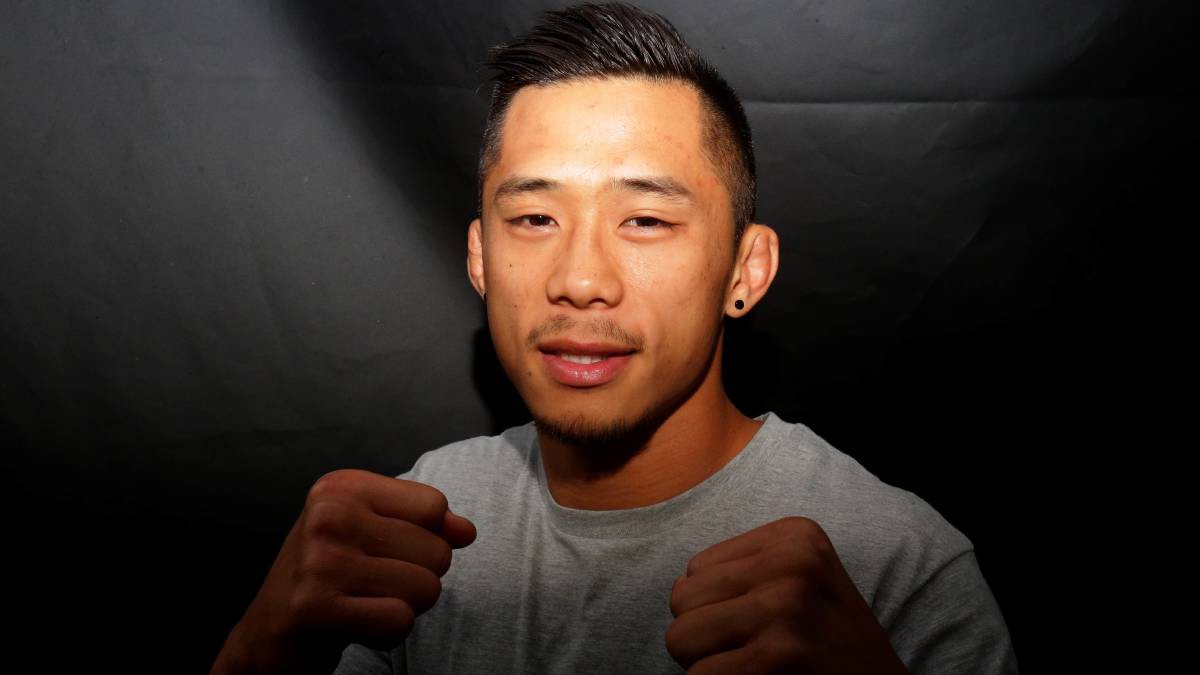 HLV: Martin Nguyễn đã lên nhận giải võ sĩ MMA Châu Á của năm với cái chân sưng vù - Ảnh 8.