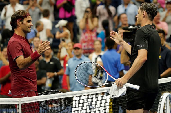 Roger Federer đổ lỗi thời tiết cho thất bại trước John Millman ở vòng 4 US Open - Ảnh 2.