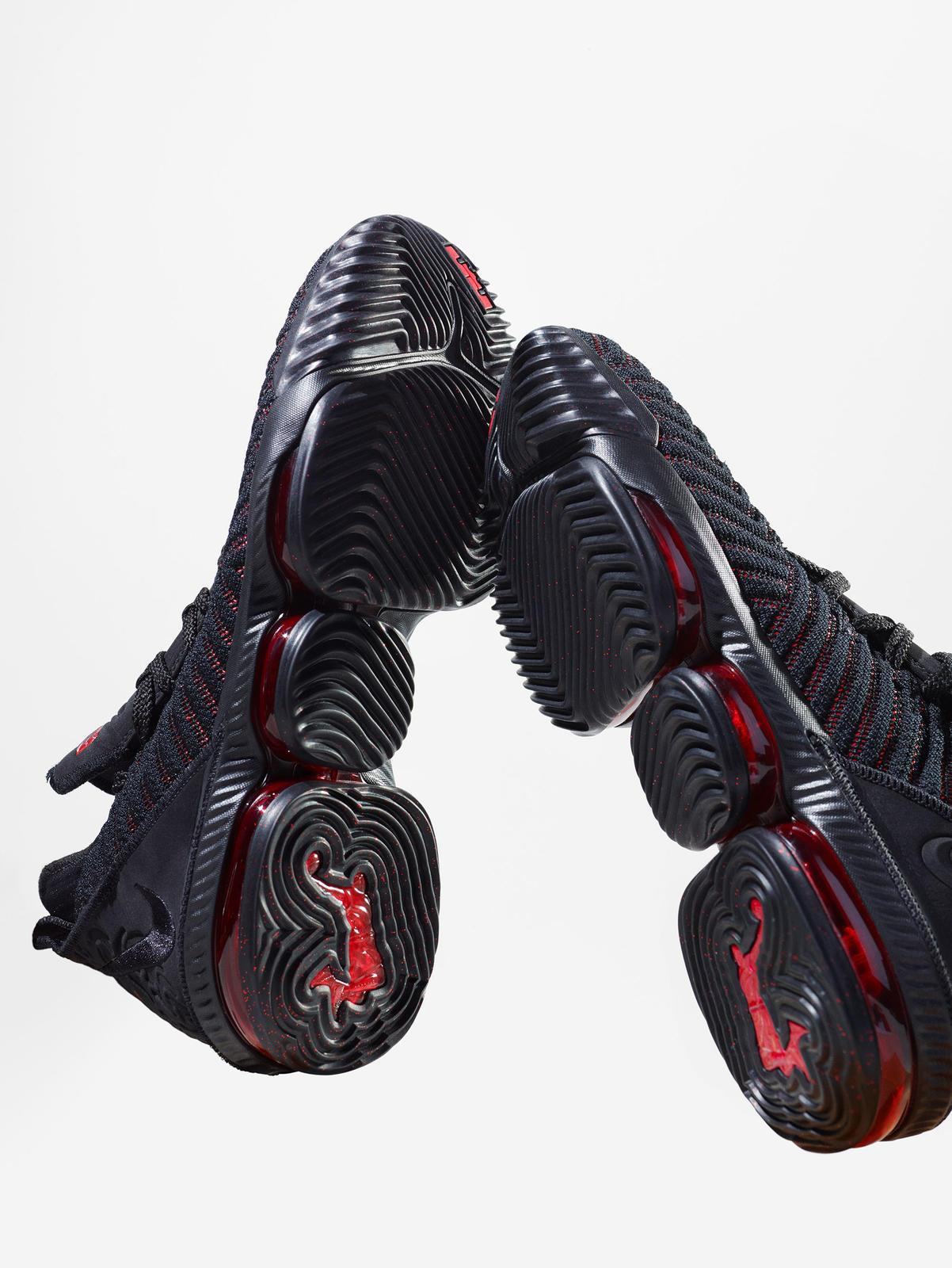 Cận cảnh và chi tiết về Nike LeBron 16, mẫu giày thửa mới nhất của King James - Ảnh 7.