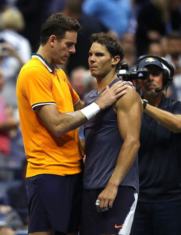 Chấn thương bỏ dở bán kết US Open, Nadal có tính chuyện treo vợt? - Ảnh 2.