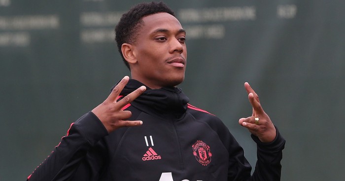 Juventus vẫn đang săn đuổi Martial - Ảnh 1.