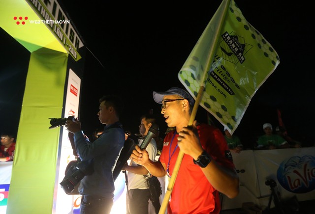 Trang An Marathon 2018: Vũ Văn Sơn vô địch trên sân nhà cố đô Hoa Lư - Ảnh 6.