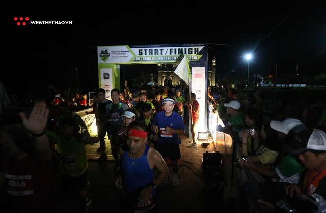 Trang An Marathon 2018: Vũ Văn Sơn vô địch trên sân nhà cố đô Hoa Lư - Ảnh 10.