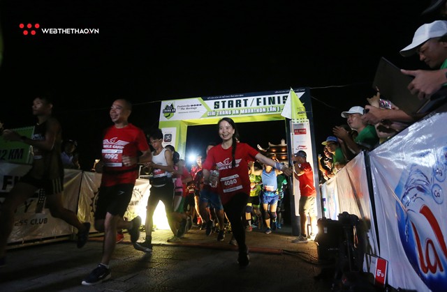 Trang An Marathon 2018: Vũ Văn Sơn vô địch trên sân nhà cố đô Hoa Lư - Ảnh 12.
