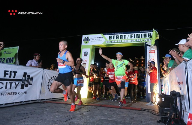 Trang An Marathon 2018: Vũ Văn Sơn vô địch trên sân nhà cố đô Hoa Lư - Ảnh 9.