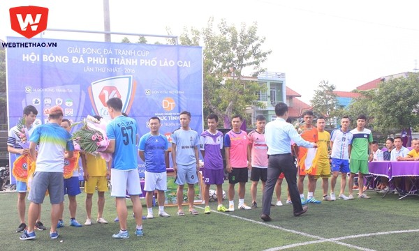 Khai mạc Cúp Hội bóng đá phủi Lào Cai 2016: Tưng bừng mùa lễ hội