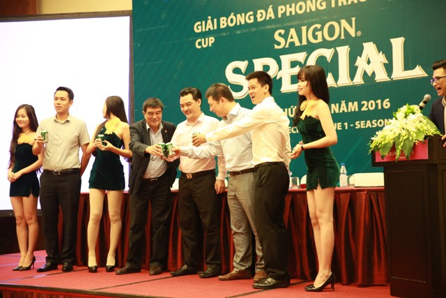 Ra mắt giải bóng đá phong trào hạng Nhất - Cúp Bia Saigon Special lần thứ Nhất năm 2016