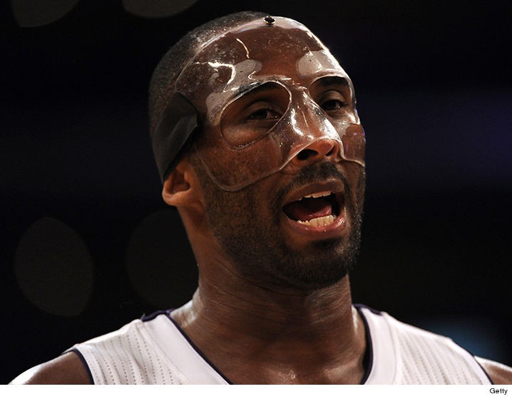 Chiếc mặt nạ của Kobe Bryant có giá trị ước tính 50.000 USD