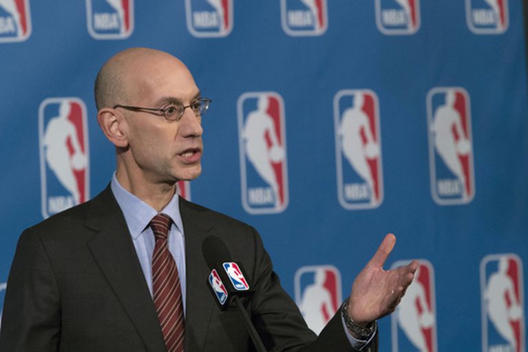 Adam Silver khuyên các cầu thủ không nên tẩy chay chuyến thăm tới Nhà Trắng