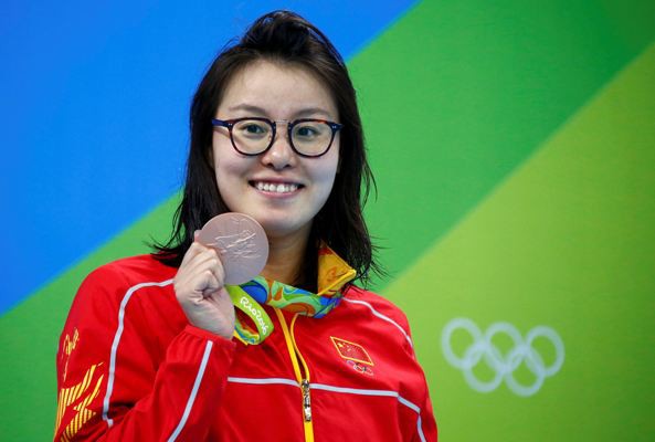 Kình ngư Fu Yuanhui giành HCĐ 100m bơi ngửa