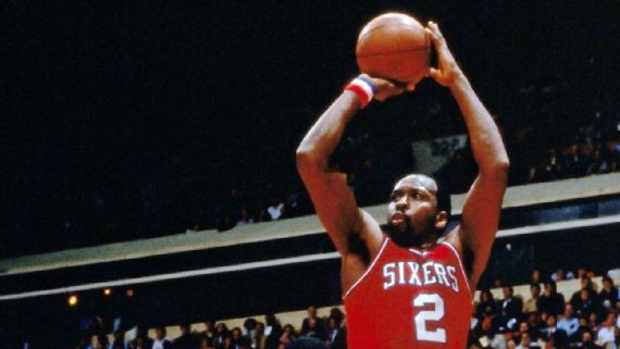 Moses Malone cùng Sixers vô địch năm 1983