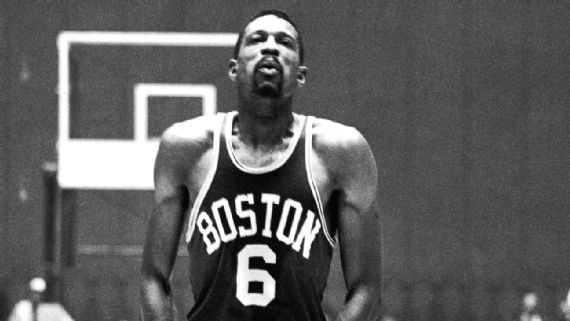 Bill Russell có 22 điểm và 35 rebound ở Game 7