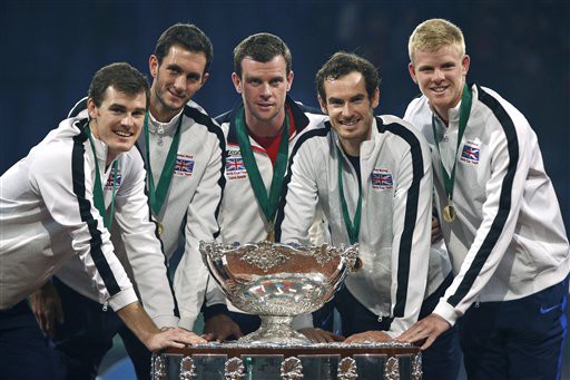 ĐT Vương quốc Anh bên chiếc cúp vô địch Davis Cup 2015