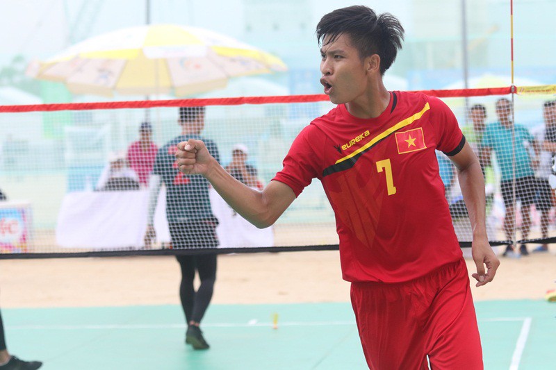 Chí Đức là cầu thủ ghi nhiều điểm nhất cho tuyển Việt Nam