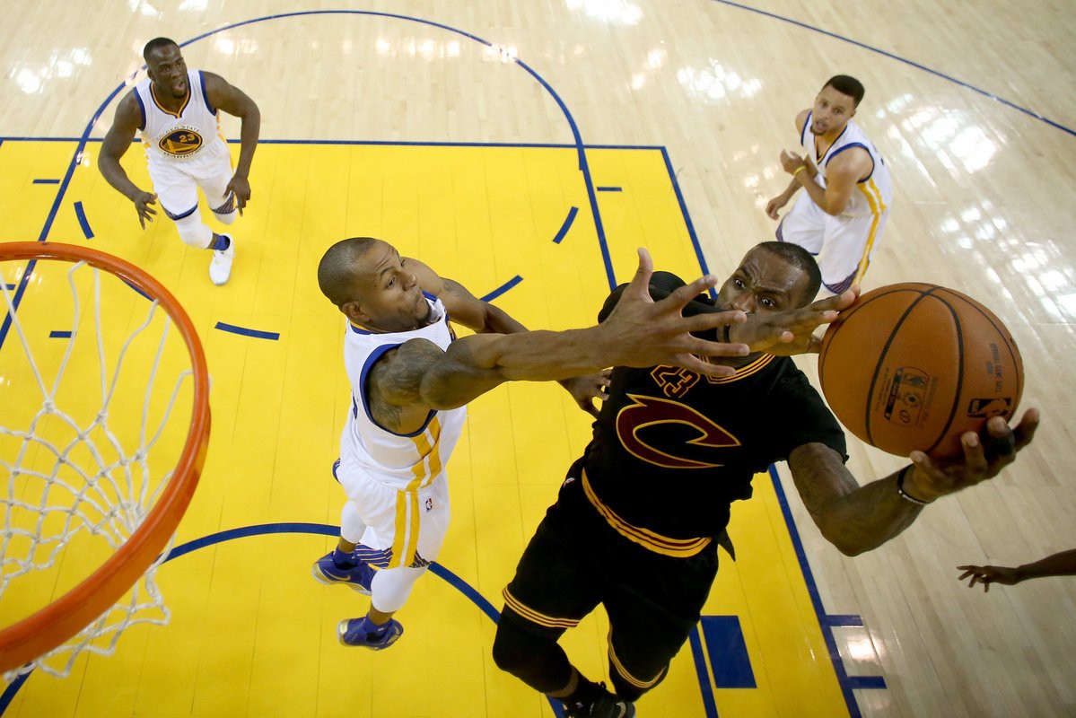 Cavaliers và Warriors duy trì được phong độ cao trong thời gian dài