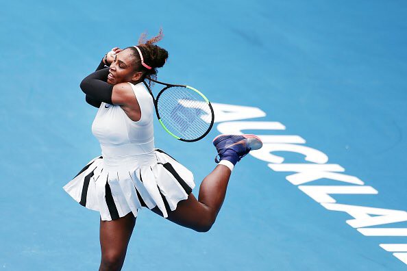 Serena bất ngờ bị loại tại vòng 2 giải đấu ở Aukland, New Zealand